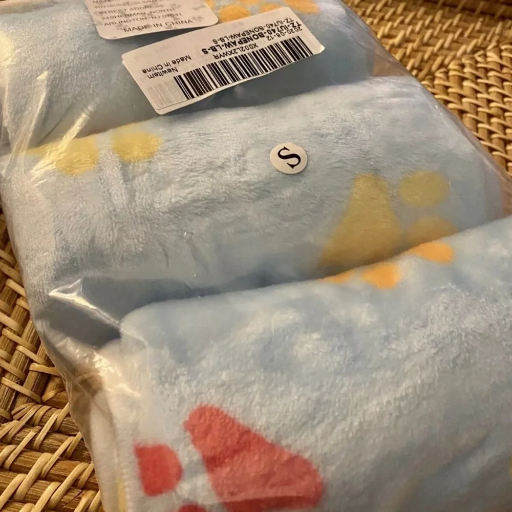 Luciphia 3 Blankets Super Soft Fluffy Premium( Small 23” X 16”) New With Tags